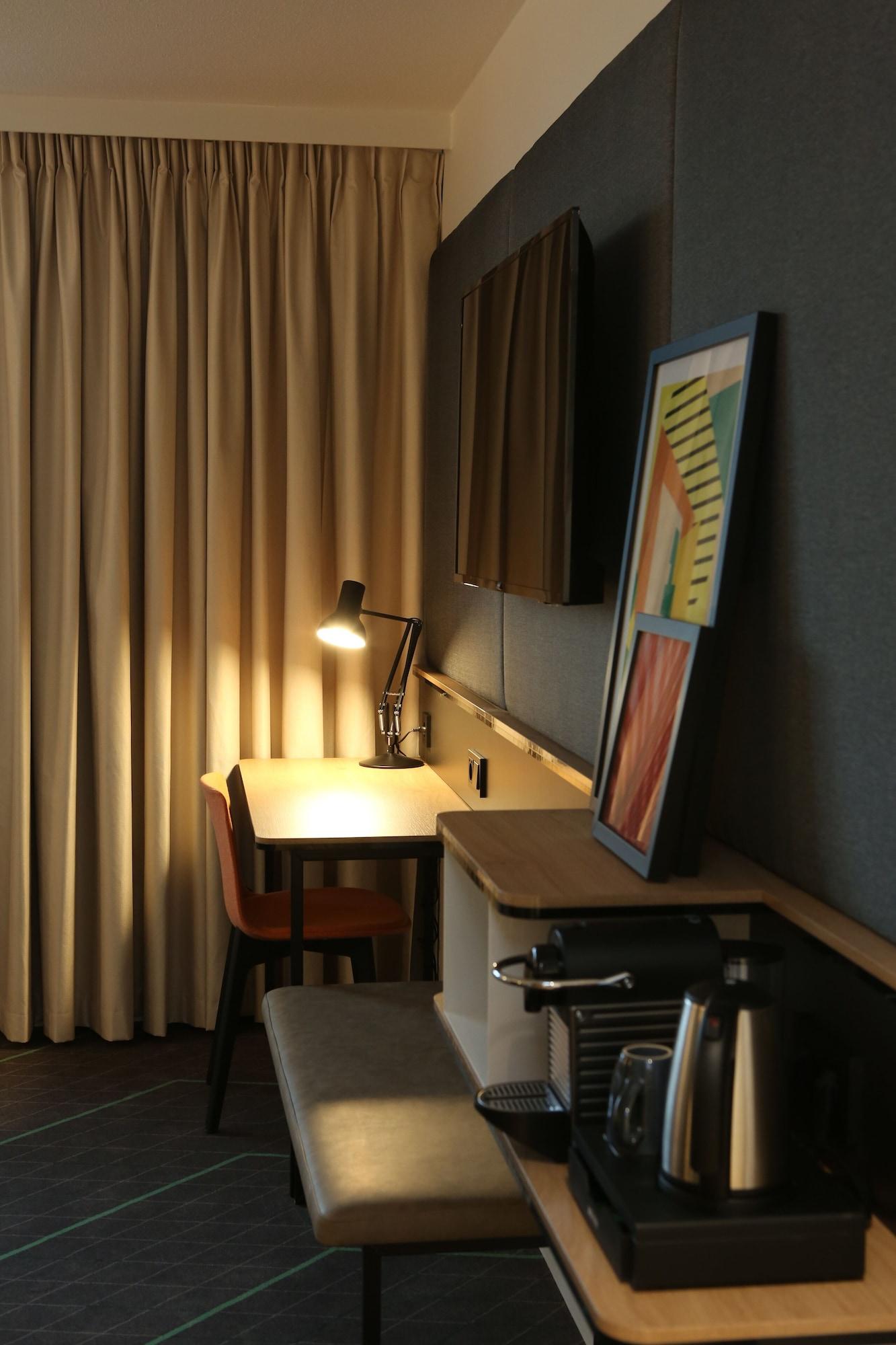 Holiday Inn The Hague - Voorburg, An Ihg Hotel Экстерьер фото